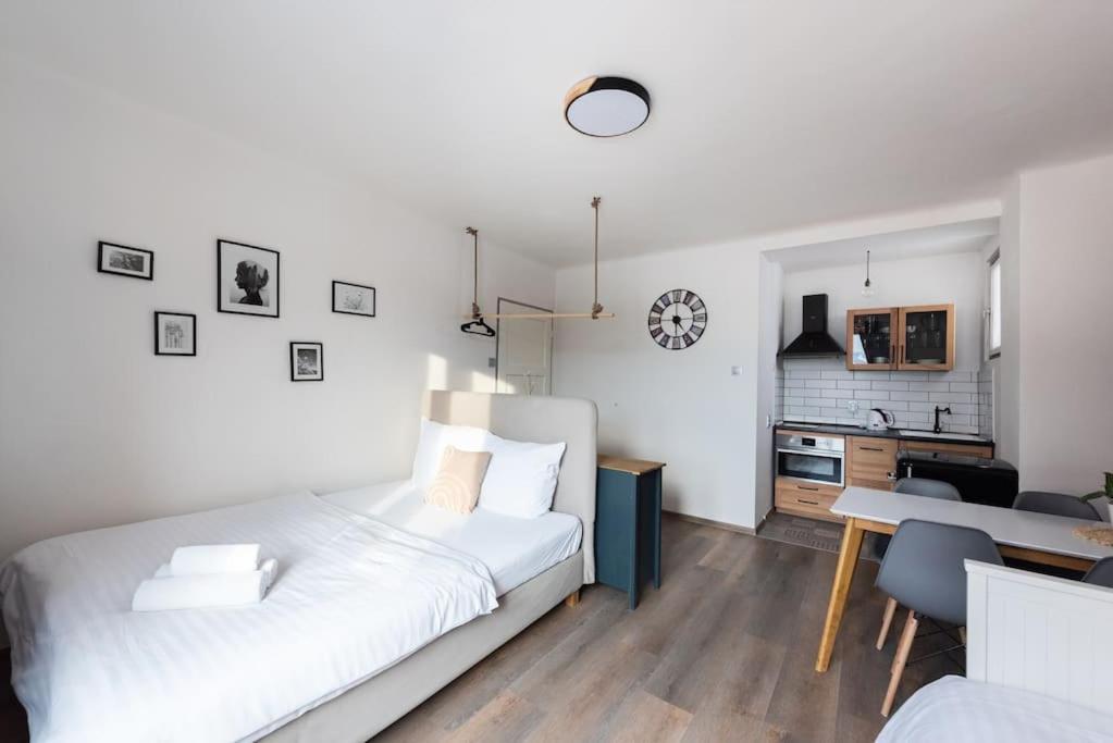 Bellagio Apartment Praga Zewnętrze zdjęcie
